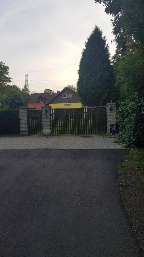 Turystyczny Apartament Na Poddaszu Skoczów Exterior foto